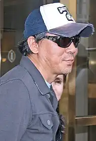 김지운