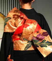 立てや結び