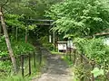 金鶏山登山道入り口