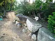 鬼ノ城神籠石、内側列石(岡山県総社市)