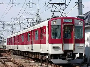 ワンマン対応の6432系(近鉄新庄駅)
