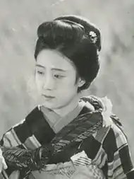 若水 絹子