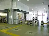 新京成線新駅舎改札口