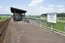 駅ホーム(2017年7月)