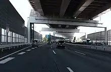 国道23号北崎IC出口への分岐部直上は伊勢湾岸自動車道