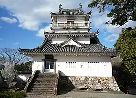 杵築城（模擬天守）（2010年1月7日撮影）