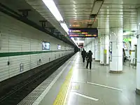 2番線プラットホーム(ホームドア設置前)