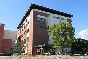 須磨図書館（須磨区民センター1階）