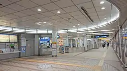 改札口
