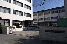 高知短期大学正門(高知県立大学永国寺キャンパス正門)