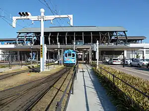 2009年に移設された高知駅前停留場(2011年撮影)