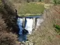 小玉ダム親水ゾーンにある遺構