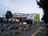 整備前の南口（2007年8月）
