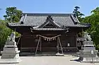 神明社拝殿（駒場町、2016年（平成28年）5月）