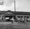 1957年頃の鴻巣駅駅舎