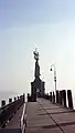 港