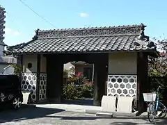 小折城の中門