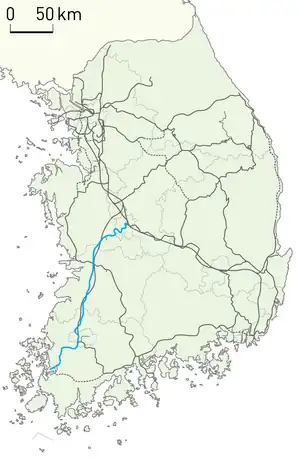 青い線が湖南線