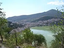 カストリア市遠景