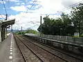 駅構内　榎井方より　遠方の電車で標高差を実感できる（2010年8月4日）