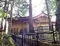 拝殿と奥殿