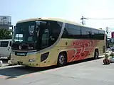 新塗装車(八戸駅東口にて)