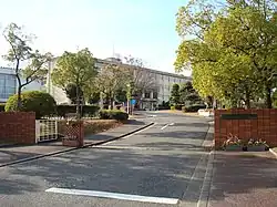 正門