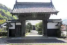 空印寺 薬医門