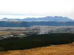 阿蘇中腹から見た九重連山