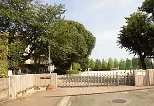 月出小学校