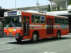 B-I 大型車標準床・側面二段窓熊本バス日野P-HT233BA