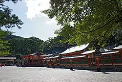 鈴門と瑞垣