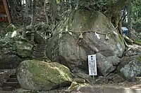神谷磐座の巨岩