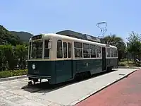 現在も保存されている1000形1001号車。中扉は開放の状態で固定