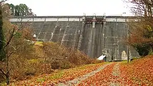 黒田ダム（黒田町、2007年（平成19年）3月）