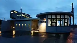 黒山駅 駅舎(2015年11月)