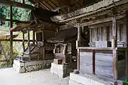 鎮守三社