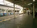 学研都市線・東西線ホーム（2006年1月）