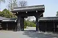 堺町御門御苑南端中央。1863年8月18日、この門を巡って尊皇攘夷派の長州藩と公武合体派の薩摩藩が対峙する事件が起こった。