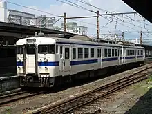 717系900番台HK901編成457系改造車変則3扉