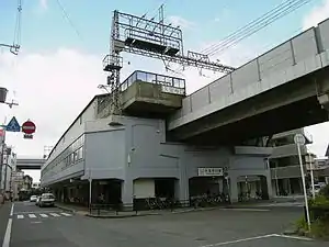 近鉄久宝寺口駅（佐堂町3-1-7）