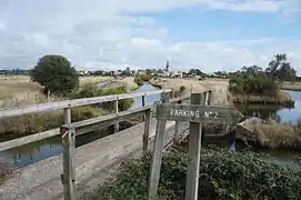 塩田から眺めた町