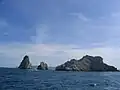 カライ・ベルナト島、タスコンス・グルッソス島、メダ・ペティタ島