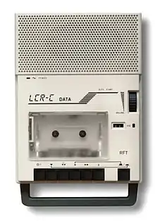 LCR-C-1&nbsp;DATA。Z-1013（英語版）のデータ記録に用いられた。