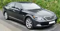 LS600h フロント（前期型）