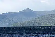 支笏湖と丹鳴岳（2009年10月）