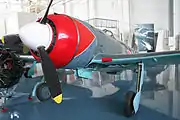 再設計によりクリーンとなった機首部。