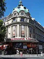 ゴーモン＝オペラ映画館の入り口, カピュシーヌ大通り (Entrée du cinéma Gaumont-Opéra, boulevard des Capucines.)