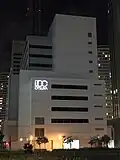 西側の外観（夜間の様子）（2017年5月26日）