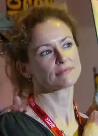 レスリー・ホープLeslie Hope